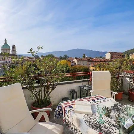 Palazzo Ranzoni * 因特拉